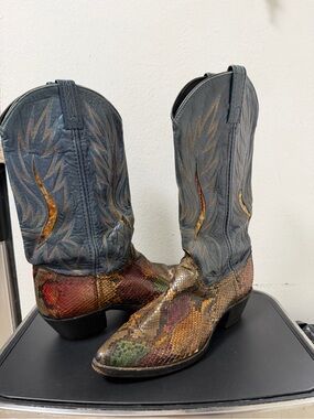 Vintage Dan Post Rainbow Python Cowgirl Boots 8 M Snakeskin Tooled Inlay